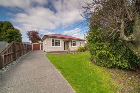 Photo of property in 87 Middlepark Road, Sockburn, Christchurch, 8042