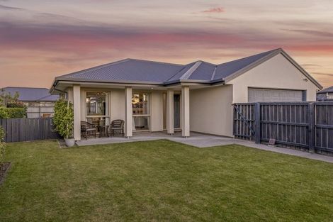 Photo of property in 64 Wattle Drive, New Brighton, Christchurch, 8083