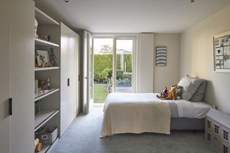 Photo of property in 13 Oxford Terrace, Devonport, Auckland, 0624