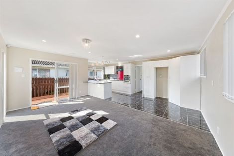 Photo of property in 3/66 Palmers Road, Clendon Park, Auckland, 2103