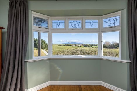 Photo of property in 93 Pukenamu Road, Te Horo, Otaki, 5581