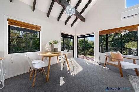 Photo of property in 144 Weatherly Road, Torbay, Auckland, 0630