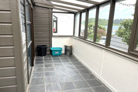 Photo of property in 2/64 Kaikoura Street, Maupuia, Wellington, 6022