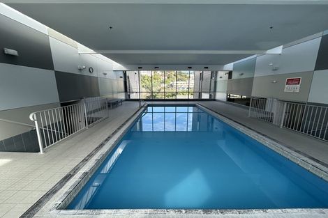 Photo of property in Montreaux Apartments, 4b/164 The Terrace, Wellington Central, Wellington, 6011