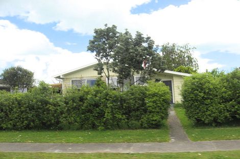 Photo of property in 21 Yearsley Place, Manurewa, Auckland, 2102