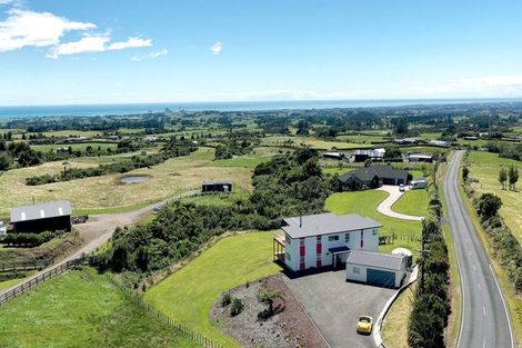 Photo of property in 1532 Carrington Road, Hurworth, New Plymouth, 4371