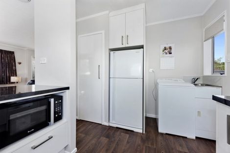 Photo of property in 28a Roband Crescent, Brown Owl, Upper Hutt, 5018