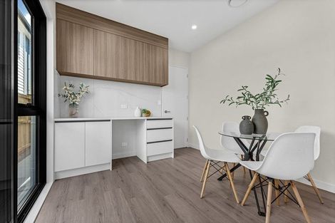 Photo of property in 1/13 Blockhouse Bay Road, Avondale, Auckland, 1026