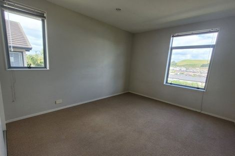 Photo of property in 35 Magma Crescent, Stonefields, Auckland, 1072