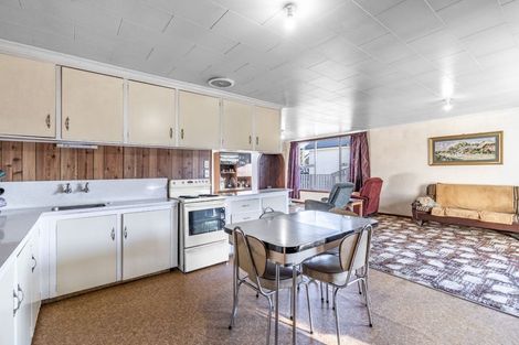 Photo of property in 121 Park Street, Winton, 9720