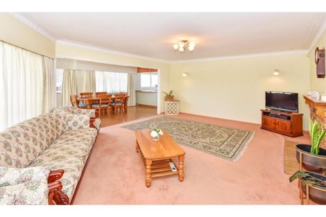 Photo of property in 1 Tanners Road, Mangere Bridge, Auckland, 2022
