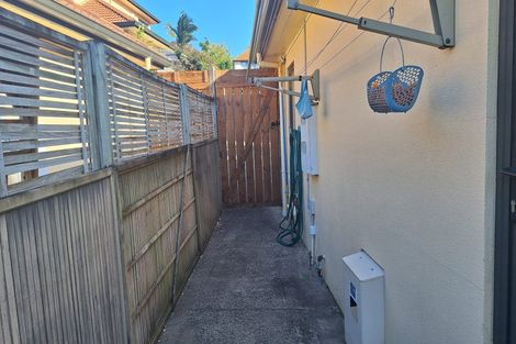 Photo of property in 44 Parkwood Crescent, Gulf Harbour, Whangaparaoa, 0930