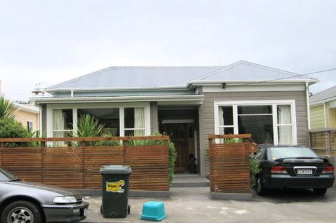 Photo of property in 8 Chatham Street, Berhampore, Wellington, 6023