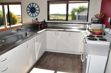 Photo of property in 928 Tennent Drive, Linton, Palmerston North, 4472