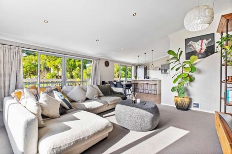 Photo of property in 60 Mili Way South, Ranui, Auckland, 0612