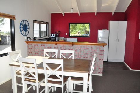 Photo of property in 928 Tennent Drive, Linton, Palmerston North, 4472