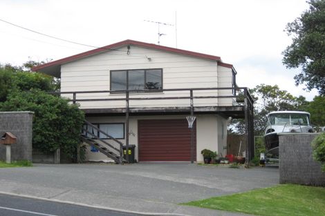 Photo of property in 1291 Whangaparaoa Road, Army Bay, Whangaparaoa, 0930
