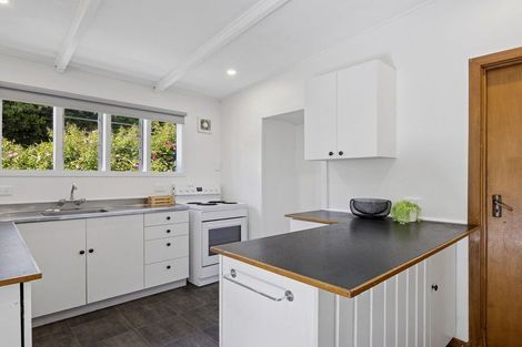 Photo of property in 18 Ellesmere Street, Ravensbourne, Dunedin, 9022
