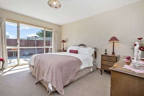 Photo of property in 3/324 Sawyers Arms Road, Bishopdale, Christchurch, 8053