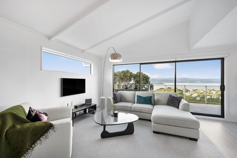 Photo of property in 22 Gurkha Crescent, Khandallah, Wellington, 6035