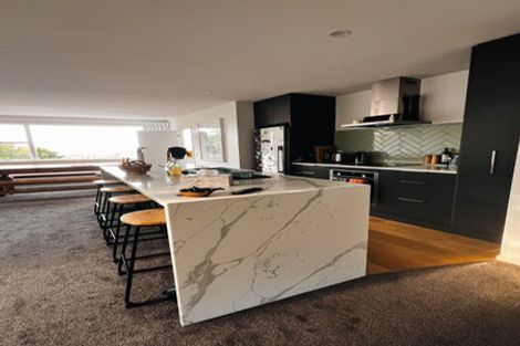 Photo of property in 119 Mount Pleasant Road, Mount Pleasant, Christchurch, 8081