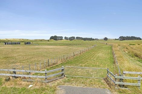 Photo of property in 36 Mowhia Grove, Waitarere, Levin, 5510