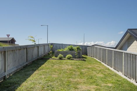 Photo of property in 3 Herring Place, Omokoroa, 3114