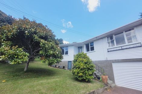 Photo of property in 12 Taupo Crescent, Plimmerton, Porirua, 5026