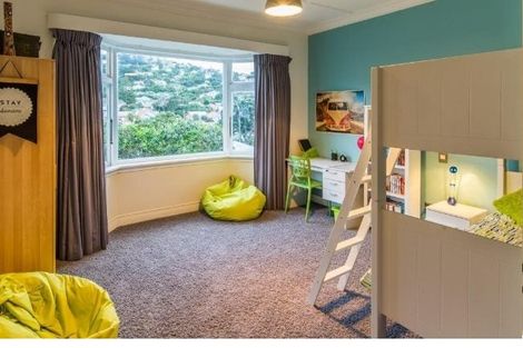 Photo of property in 102 The Parade, Island Bay, Wellington, 6023