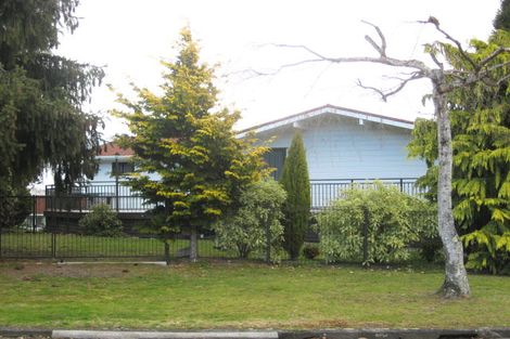 Photo of property in 50 Marina Terrace, Kinloch, Taupo, 3377