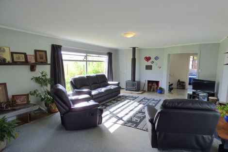 Photo of property in 121c Waimate North Road, Kerikeri, 0293