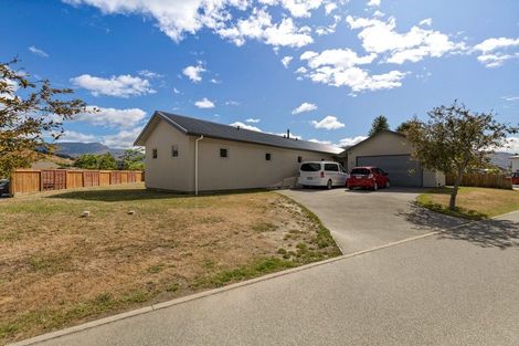 Photo of property in 1 Mcivor Lane, Lake Hayes, Queenstown, 9304