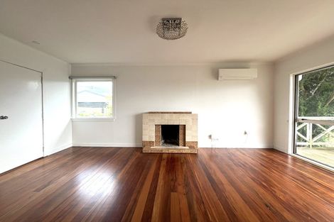 Photo of property in 1/59 Birkdale Road, Birkdale, Auckland, 0626