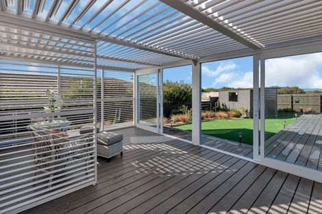 Photo of property in 11 Sea Dune Place, Ruakaka, 0116