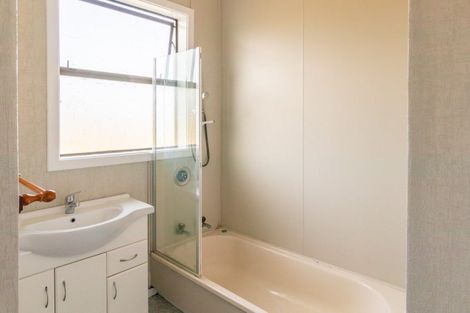 Photo of property in 2 Robertson Street, Richmond, Invercargill, 9810