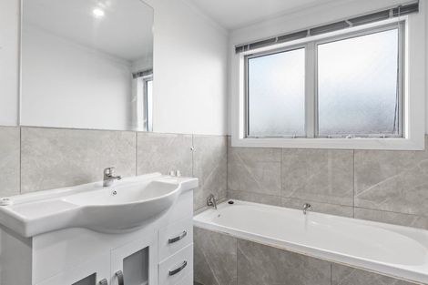 Photo of property in 87a Tiro Tiro Road, Levin, 5510