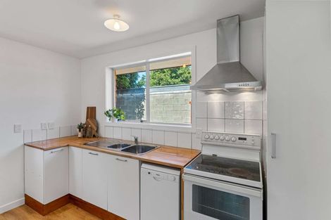 Photo of property in 2/170 Sawyers Arms Road, Bishopdale, Christchurch, 8053