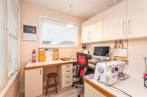 Photo of property in 19 Lochee Road, Upper Riccarton, Christchurch, 8041