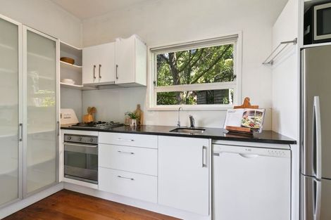 Photo of property in 85 Barnard Street, Wadestown, Wellington, 6012