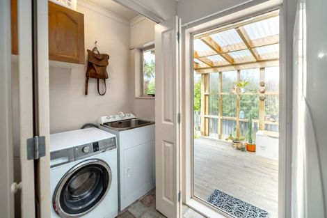 Photo of property in 345 Waihakeke Road, Waihakeke, Carterton, 5792