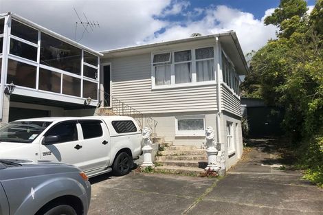 Photo of property in 32 Millbrook Road, Henderson, Auckland, 0612