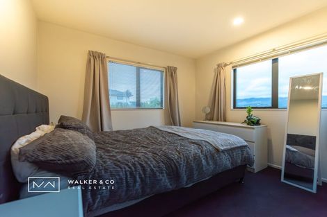 Photo of property in 2 Kirton Drive, Riverstone Terraces, Upper Hutt, 5018