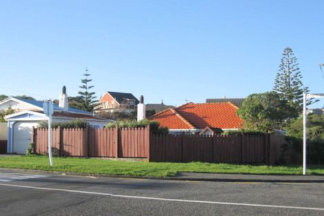 Photo of property in 11 Kapiti Crescent, Titahi Bay, Porirua, 5022