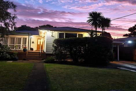 Photo of property in 8 Nicolas Avenue, Glen Eden, Auckland, 0602