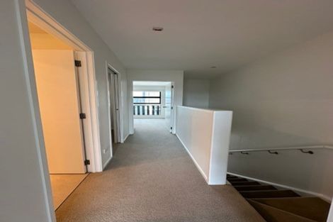 Photo of property in 54 Rauemi Way, Te Atatu South, Auckland, 0610