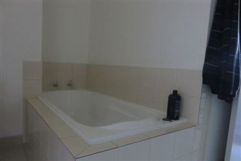 Photo of property in 2c/47 Stanhope Road, Mount Wellington, Auckland, 1051