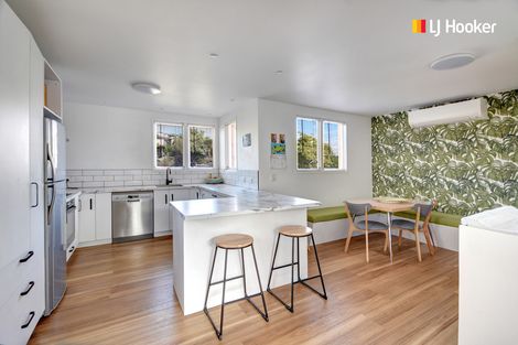 Photo of property in 7 Kinmont Crescent, Kinmont Park, Mosgiel, 9024