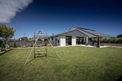 Photo of property in 32 Durham Street, Winton, 9720