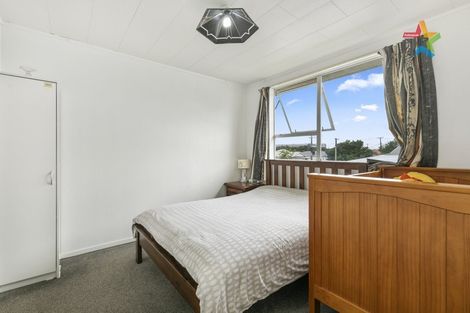 Photo of property in 2/15 Douglas Street, Waiwhetu, Lower Hutt, 5010
