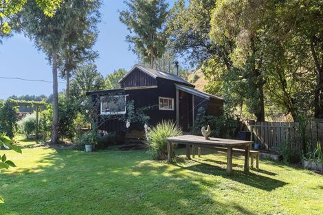 Photo of property in 247 Rangitikei Valley Road, Waituna West, Rewa, 4780